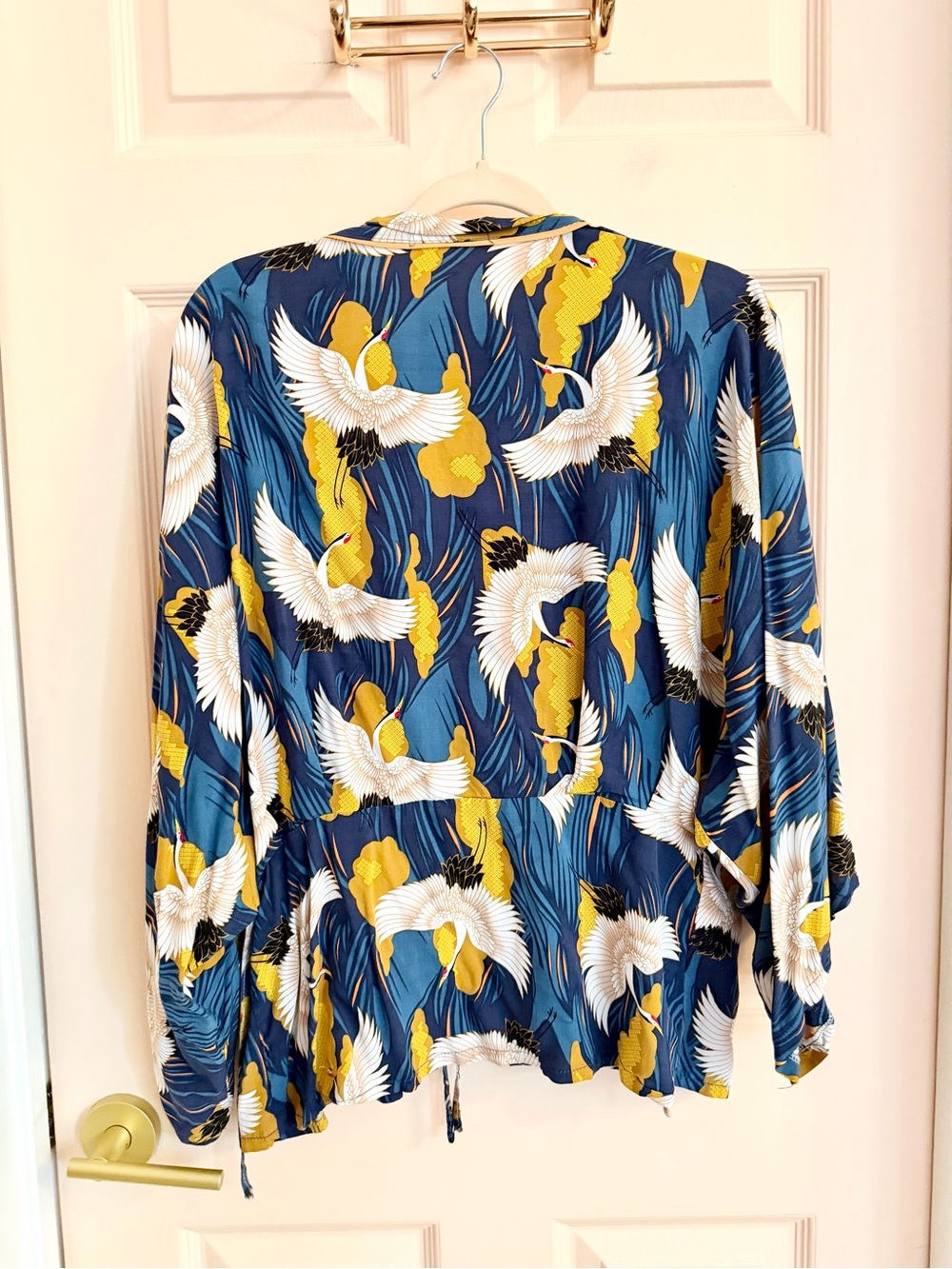 Blue lightweight crane kimono top - Picture 5 of 5